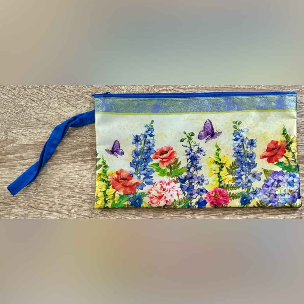 Floral Pouch Wristlet